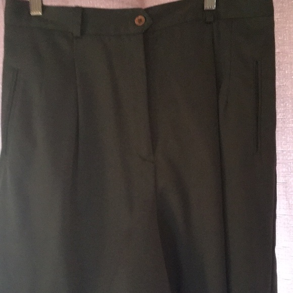 Hayley Golf shorts and Nike shirt - Picture 9 of 12